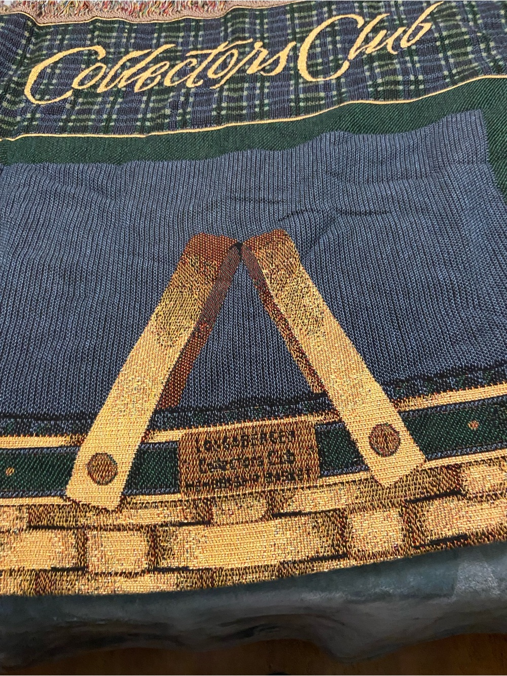 New 1999 Longaberger Blue, Gold and Green Collectors Club Throw Blanket.